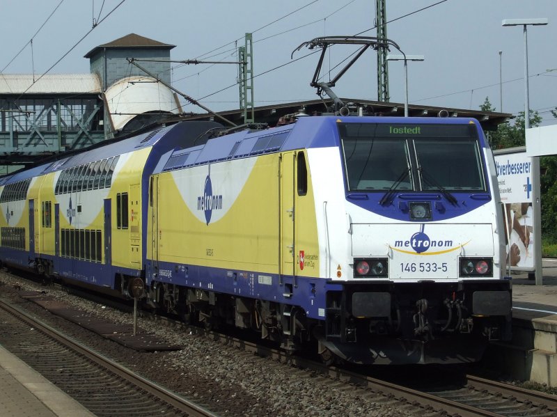 Metronom 146 533 ist in HH-Harburg aus Tostedt eingefahren und wird in einiger Zeit wieder dorthin zurckfahren. (06.08.2008)