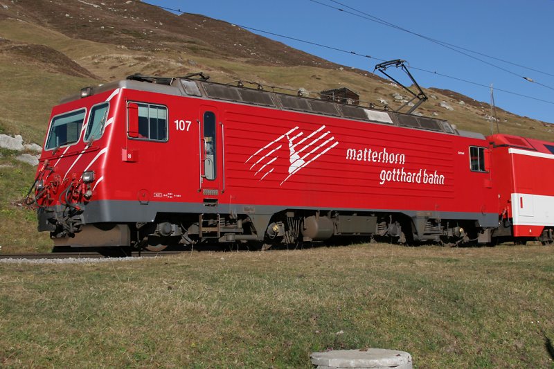 MGB HGe 4/4 II 107 27.10.2005 Andermatt