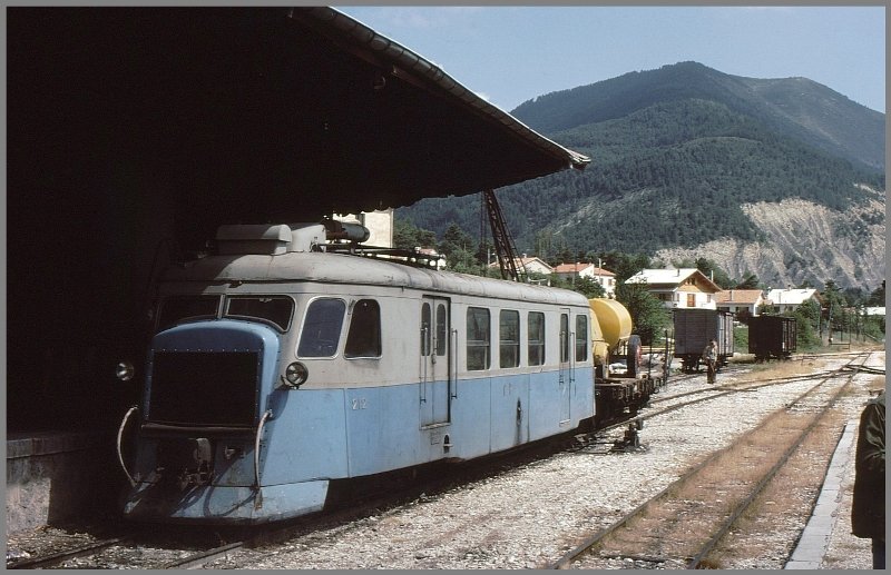 Michellin Arbeitstriebwagen in Digne. (Archiv 06/77)