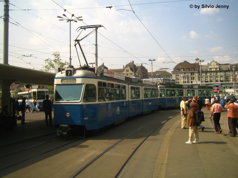 Mirage 1655 und eine ''blinde Kuh'' (Fhrerstandslose aber angetriebene Einheit) beim Central.