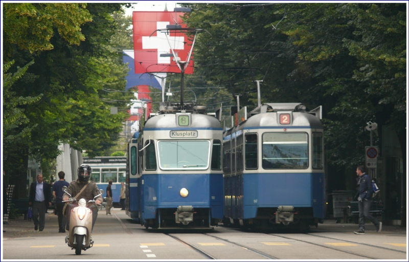 Mirages 1685 und 1647 auf der Bahnhofstrasse in Zrich nahe dem Brkliplatz. (24.06.2009)