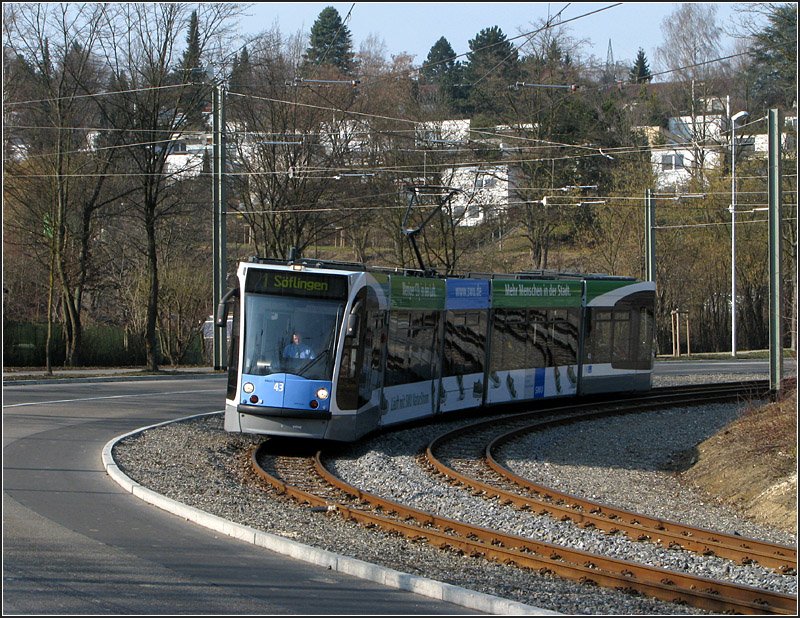 Mit der Straßenbahn nach Ulm-Böfingen -

Die Kehre der Böfinger Steige, 

Version Jonas, 22.03.2009 