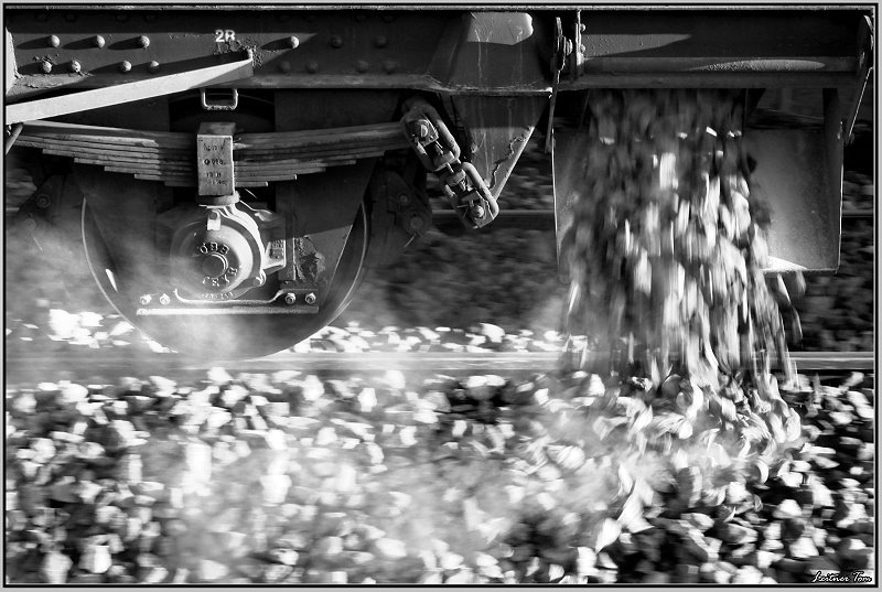 Mitzieher von einem Schotterwagen bei Gleisbauarbeiten in Fohnsdorf.
18.10.2008
