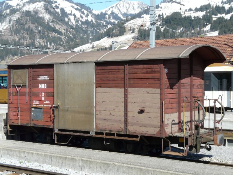 MOB -  Dienstwagen X  18  im Bahnhofsareal von Zweisimmen am 29.03.2008