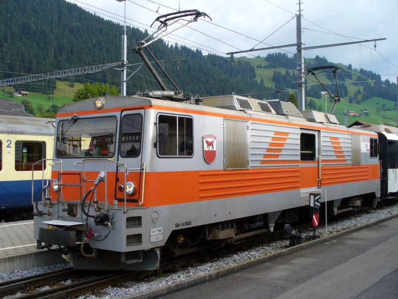 MOB - E-Lok GDe 4/4 6005 ( ex GFM / tpf  GDe 4/4  101 ) im Bahnhof von Zweisimmen am 29.07.2007