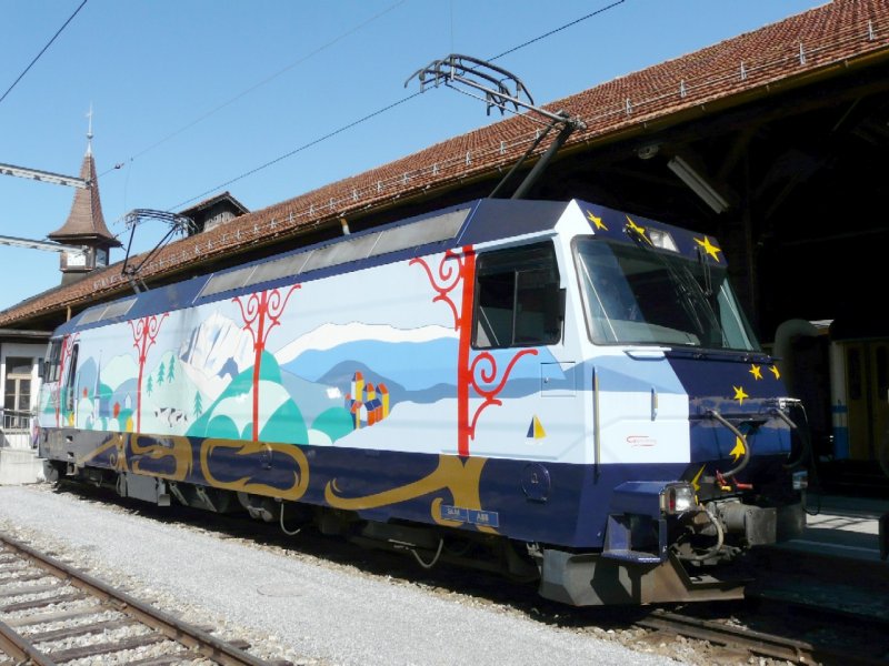 MOB - E-Lok Ge 4/4 8001 im Bahnhof von Zweisimmen am 29.03.2008