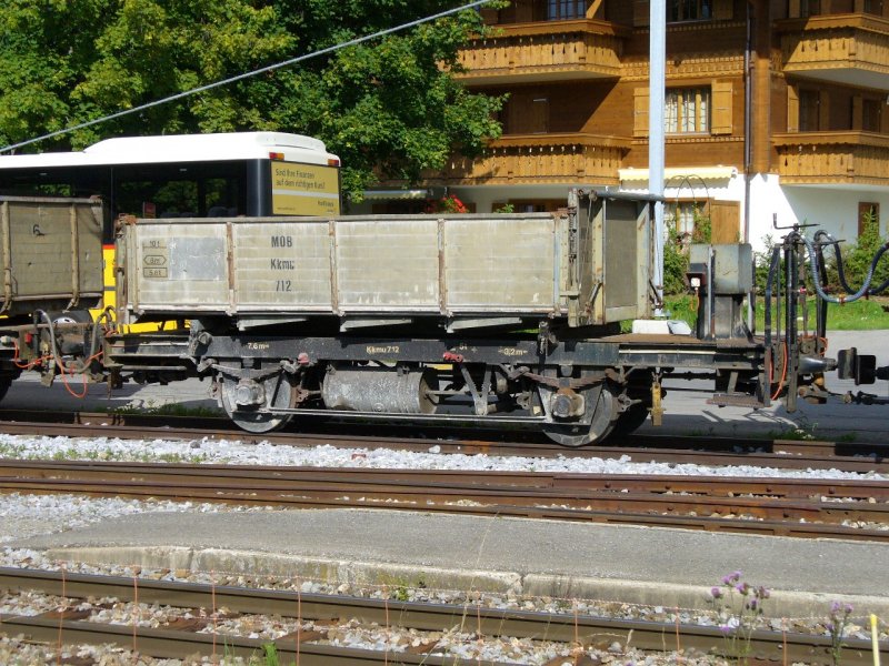 MOB - Gterwagen kkmu 712 Abgestellt im Bahnhof von Schnried am 29.07.2007