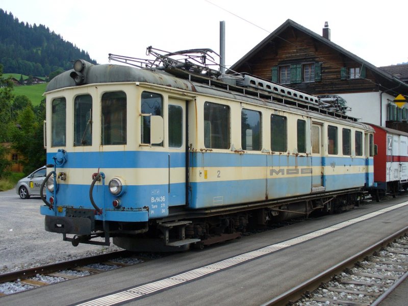 MOB - Olteimer Triebwagen Be 4/4  36 im Bahnhof von Saanen am 29.07.2007