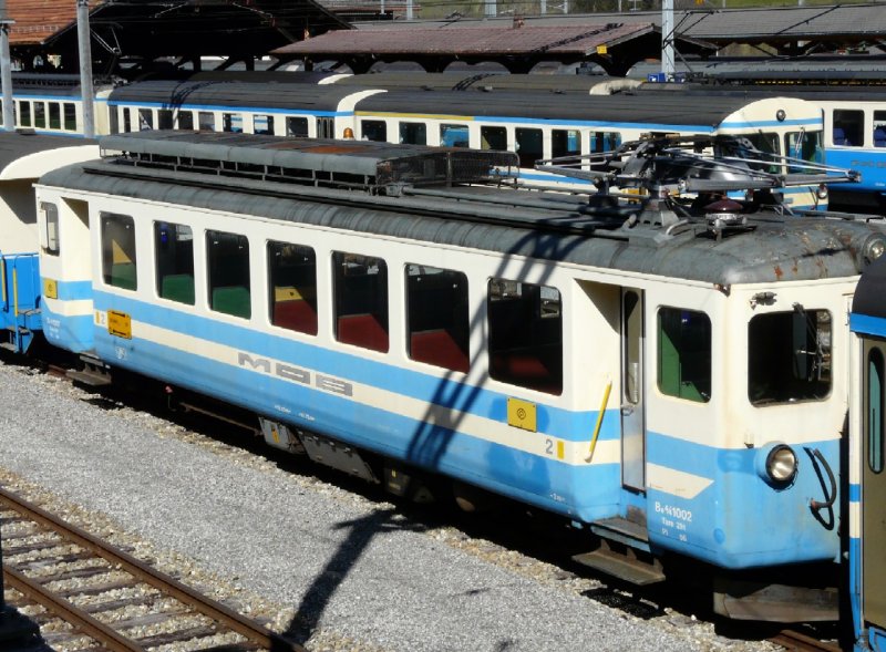 MOB - Triebwagen Be 4/4  1002 abgestellt im Bahnhof von Zweisimmen am 29.03.2008