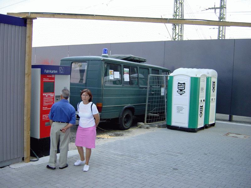 Mobile BGS Dienststelle im Bahnhof Limburg, Neubaustrecke FFM - Kln, SEP2002