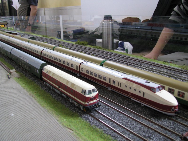 Modellbahn-Anlage der Schweriner Modellbahnfreunde bei einer Ausstellung im Technischen Landesmuseum Schwerin 15.02.2009