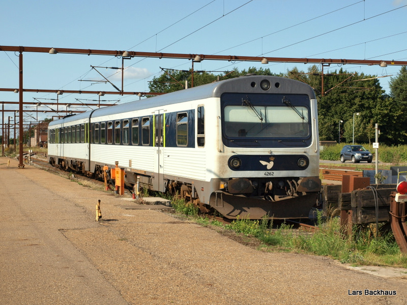 MR 4262 steht am 13.08.09 abgestellt in Padborg. Vorher kam der Zug als R 2337 aus Fredericia.