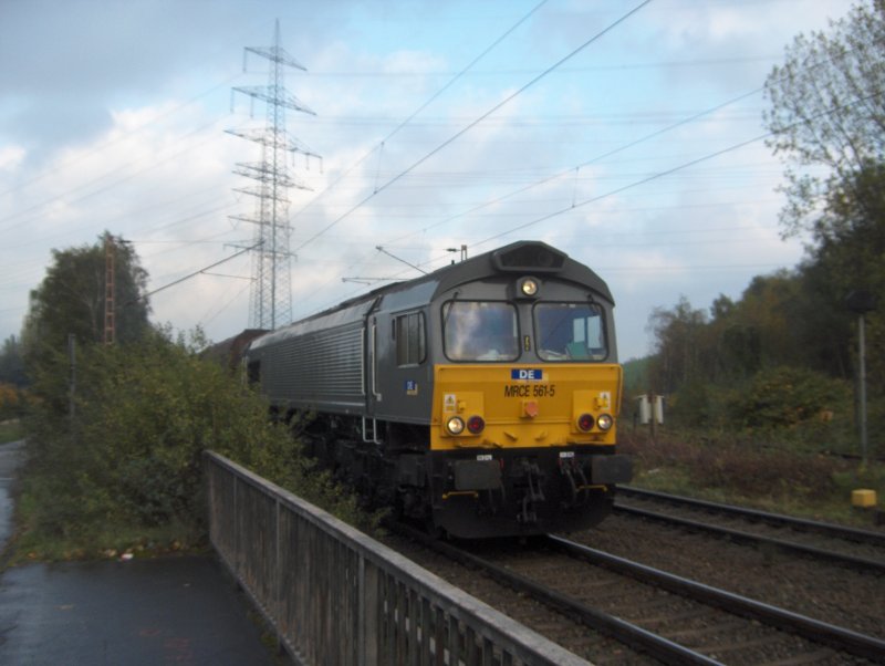 MRCE 561-5 vermietet  an die Dortmunder Eisenbahn am 31.10.2006 in Gelsenkirchen Bismarck.