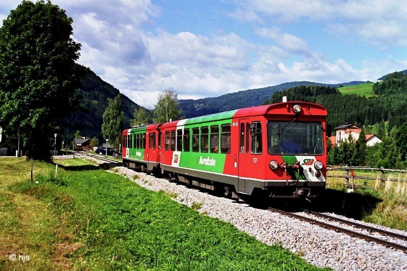 MURTALBAHN. VS 43 + VT 32 in Stadl (1. September 2006)