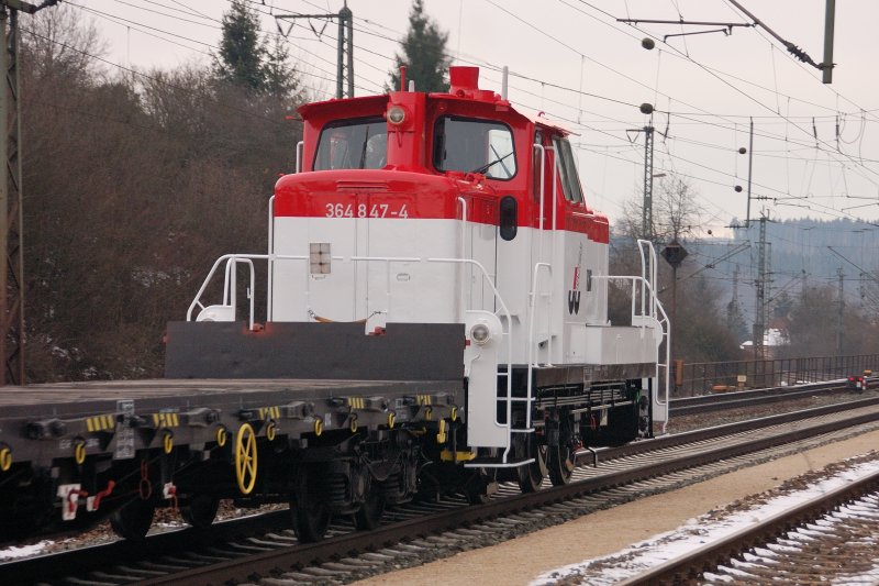 Mut zur Farbe hat die Johann Walthelm GmbH (JW) bewiesen, als sie sich fr dieses Konzept entschied. Tsch kleiner Diesel... Wieder ein feiner Farbklecks mehr. (Treuchtlingen, 28.11.2008).