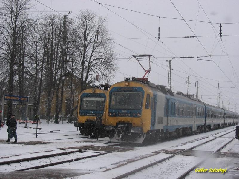  MV BDVmot 001 und 016 in Rkospalota jpest am 26.01.2005.