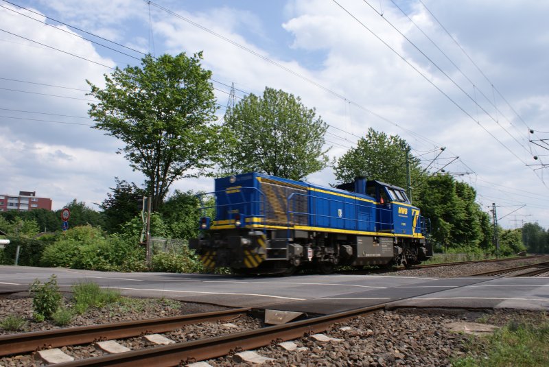 MWB V2305 als Lz am Km 28,190 in Dsseldorf am 23.05.08