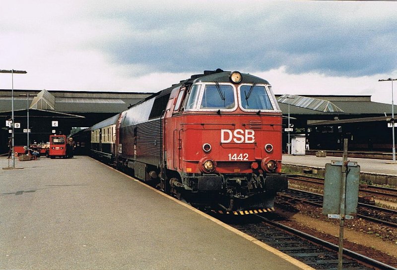 MZ 1442 mit  Nordpilen 330 nach Hamburg in Frederica am 13. Juni 1984. 