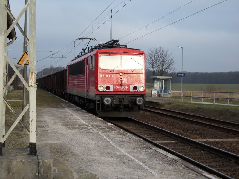 Nach technischen Problemen bin ich wieder zurck!155 157 am 23.Januar 2009 bei der Durchfahrt durch Teschenhagen.