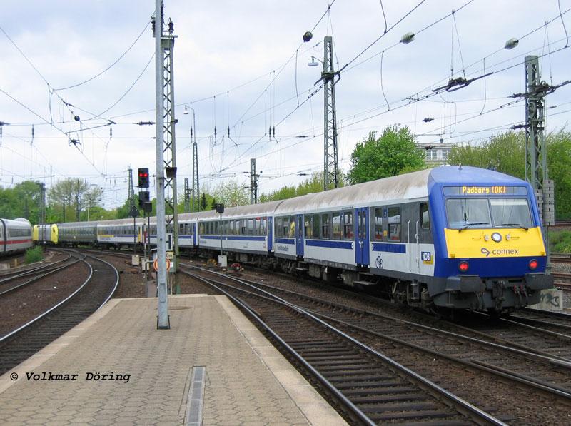 Nachschu auf den aus Hamburg Hbf. nach Padborg ausfahrenden FLX 88182 der NOB - 11.05.2005
