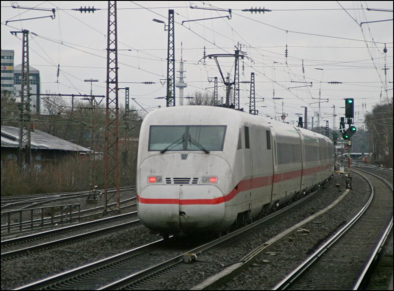 Nachschuss auf den ICE 547, von Dsseldorf nach Berlin-Ostbahnhof.
