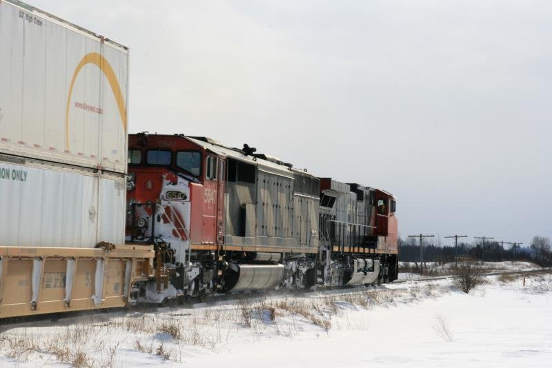 Nachschuss hinter der Doppeltraktion aus Class EF-644d #2618 und Class EF-638b #5547. Brechin, 25.01.2009