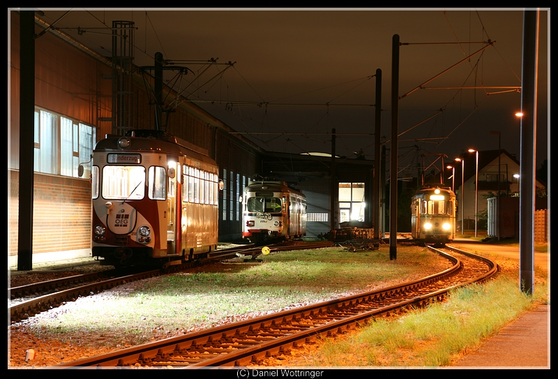 Nachtruhe im Depot Edingen, 4. Oktober 2009, legal fotografiert.