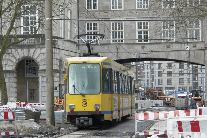 Nein.
EVAG 1109 hat sich nicht Verfahren.
Dies hier war eine zeit lang wegen umbaus der Innenstadt die Endstation in Mlheim Stadtmitte.



