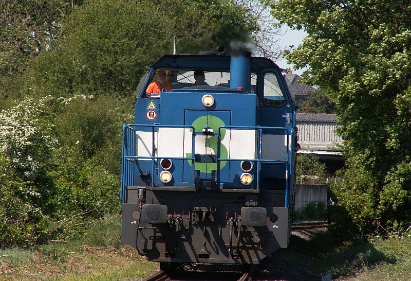 NIAG und HSW (Historischer Schienenverkehr Wesel) mit einen Nostalgiezug zwischen Rheinberg und Orsoy. Das Foto stammt vom 01.05.2007