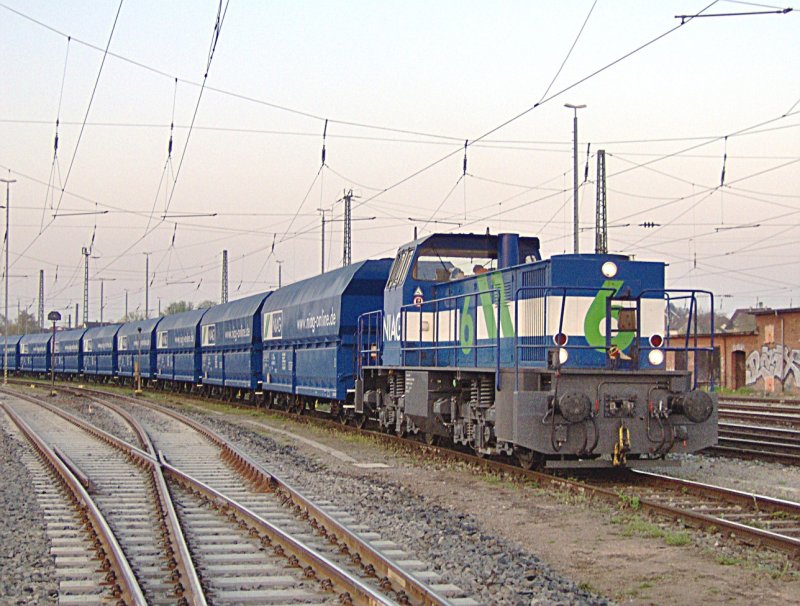 NIAG-Zug wird in Heilbronn am 11.04.2007 fr ENBW zugestellt
Lok ist Mak 1202 von der NIAG Loknummer 6