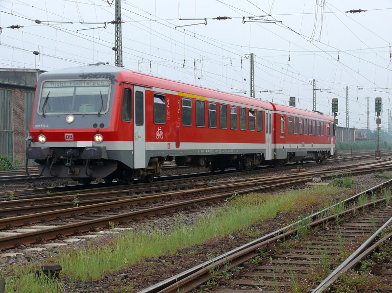  Nicht Einsteigen ; 928 520-6 und 628 520-9 in Witten. 31.05.2008.