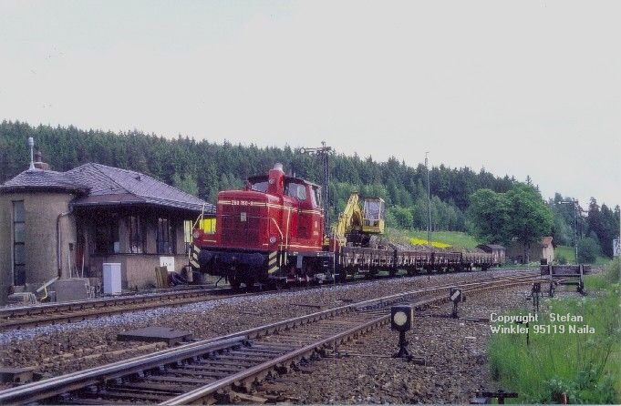 Noch ein Bild vom Einsatz der Museumslok im Bereich des Bw Hof 1987. Hier mit Az im Bf. Kirchenlamitz Ost an der Hauptbahn nach Regensburg. Erlaubnis zur Verwendung bei mir....