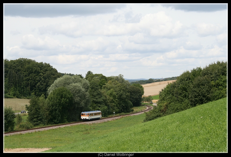 Noch sieben Zugfahrten, dann herrscht hier Ruhe. Untergimpern, 30. Juli 2009.