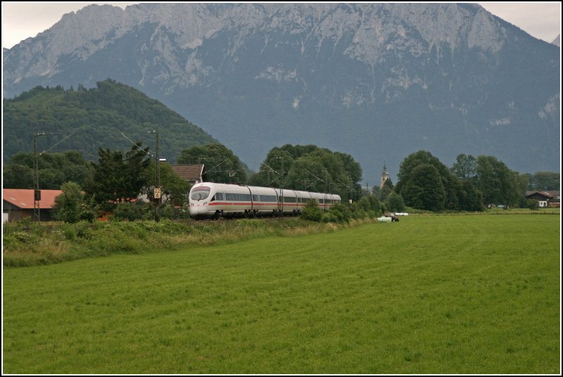 Nochmaliger Nachschuss auf den ICE 562  ST.ANTON AM ARLBERG , von Wien Westbahnhof nach Bregenz.