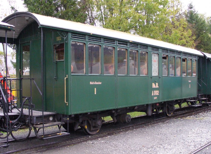 Nostalgie Personenwagen A 1102 auf den Festareal des Dampflokfest in Untervaz am 29.10.2006