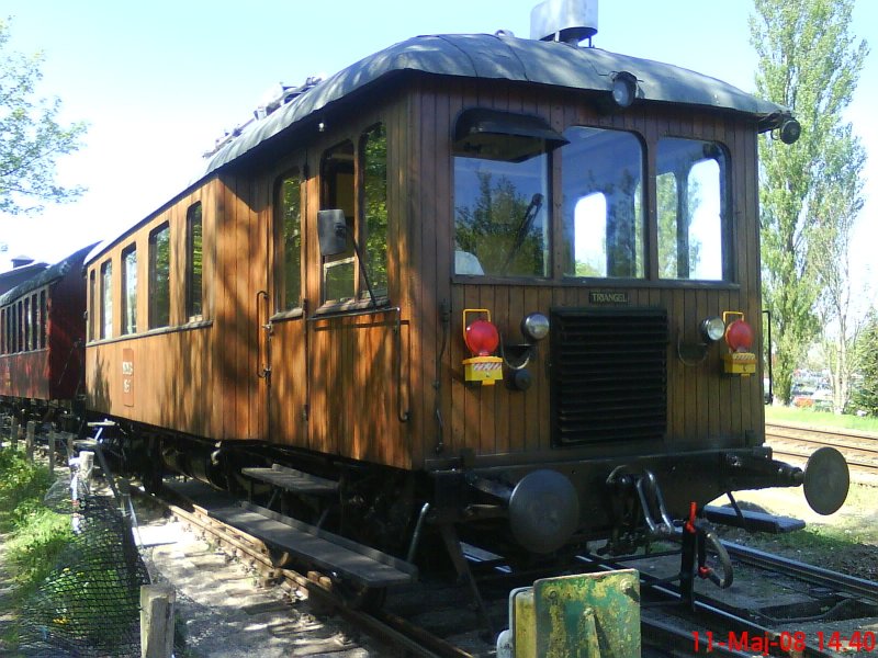 NPMB (Nstved-Prst-Mern-Banen) no. 7, Grsted Veterantrf 2008. 2-achsiger Triangel triebwagen, hersteller   De Forenede Automobilfabrikker - Triangel , Odense, Dnemark, baujahr 1932,baunummer 1340.
