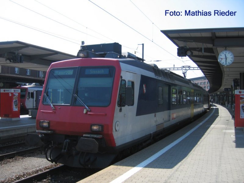 NPZ auf der Lufelfinger- Linie am 12. Mai 08 in Olten