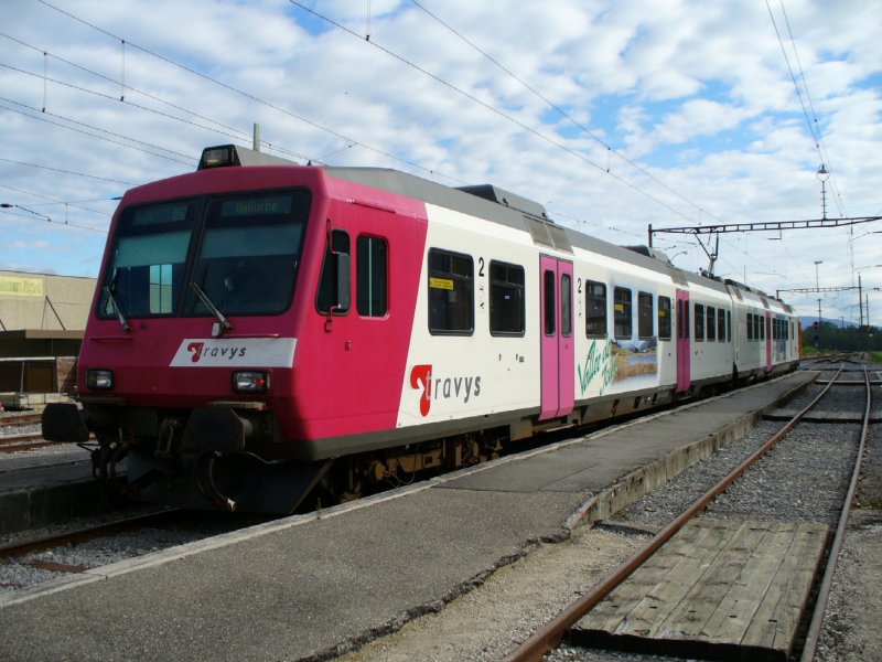 NPZ Steuerwagen Bt 50 34 26-34 985 mit Treibwagen im Bahnhof von Le Brassus am 03.09.2006