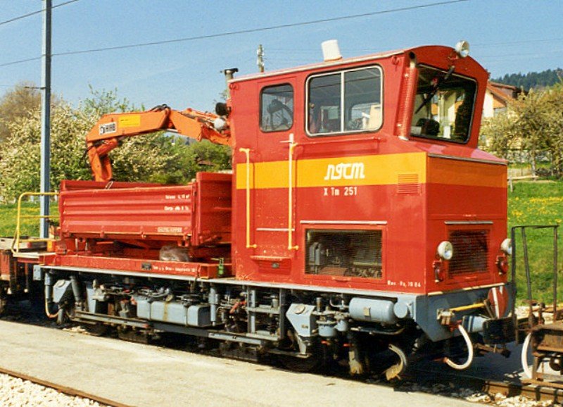 NStCM - Baudiesnt Diesellok XTm 2/2 251  .. Bild ab Dia von Mai 1990