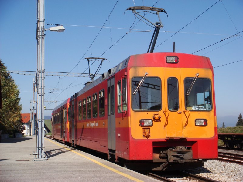 NSTCM Be 4/4 201 im sonnigen La Cure am 25.10.2007