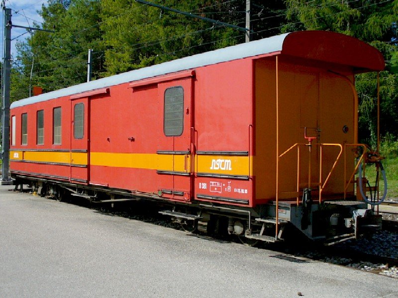 NStCM - Gepckwagen D 381 .. Foto vom 03.09.2006