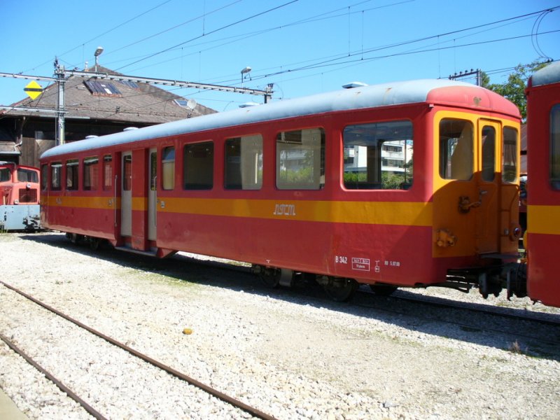 NStCM - Personenwagen B 342 im Depotareal von Nyon am 03.09.2006