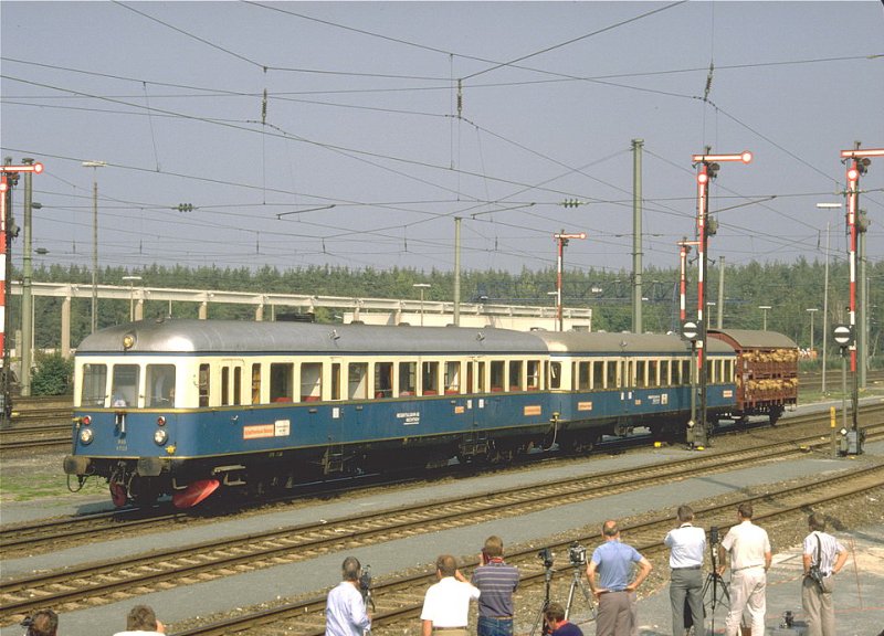 Nrnberg-Langwasser 1985.Wer dabei war kann sich sicher noch erinnern an das  Gequieke  der Schweine im angehngten Viehwaggon des 2-teil. Dieseltriebzuges (Es war natrlich nur ein Tonband mit einigen Lautsprechern) Archiv P.Walter