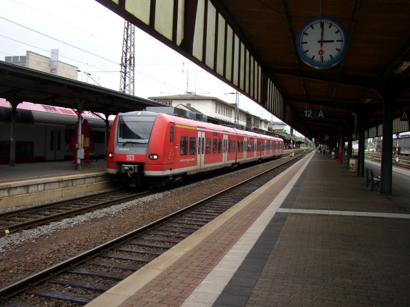 Nun verl�sst RB 13641 planm��ig um 15:01 Uhr den Trier Hauptbahnhof, mit dem Ziel: Homburg (Saar) Hbf.        25.06.07