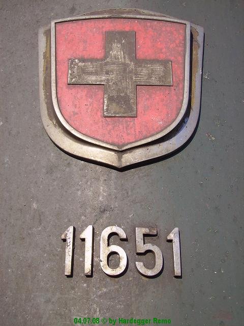 Ob man nun bei jedem Dienst persnliches Putzmaterial mitnehmen soll, damit das *eigene* Arbeitsgert sauber aussieht??;-)
Rorschach 04.07.08