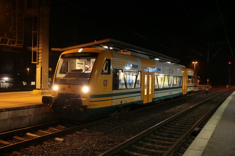 ODEG VT 650.53 R3 nach Hagenow steht in Ludwigslust zur Abfahrt bereit. 21.01.2009