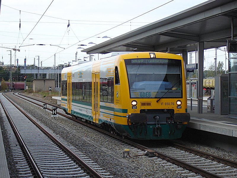 OE 60 (ODEG) nach Frankfurt (Oder) hier in Eberswalde Hbf am 08.10.2006.