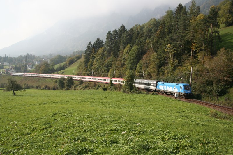 BB 1016.023-2 mit BB EC161 im Brazer Bogen auf der Arlbergstrecke