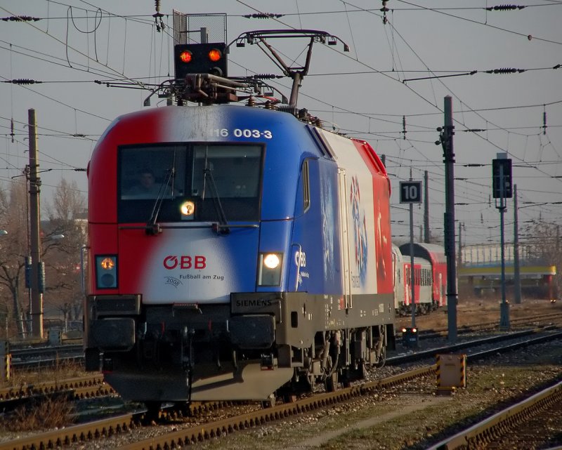 �BB 1116 003 Euro 08 Werbelok Frankreich. Wien S�dost, am 10.02.2008.