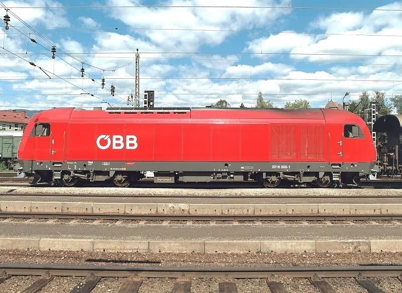 BB 2016.008  Hercules  im Bahnhof Zeltweg am 4.9.2003